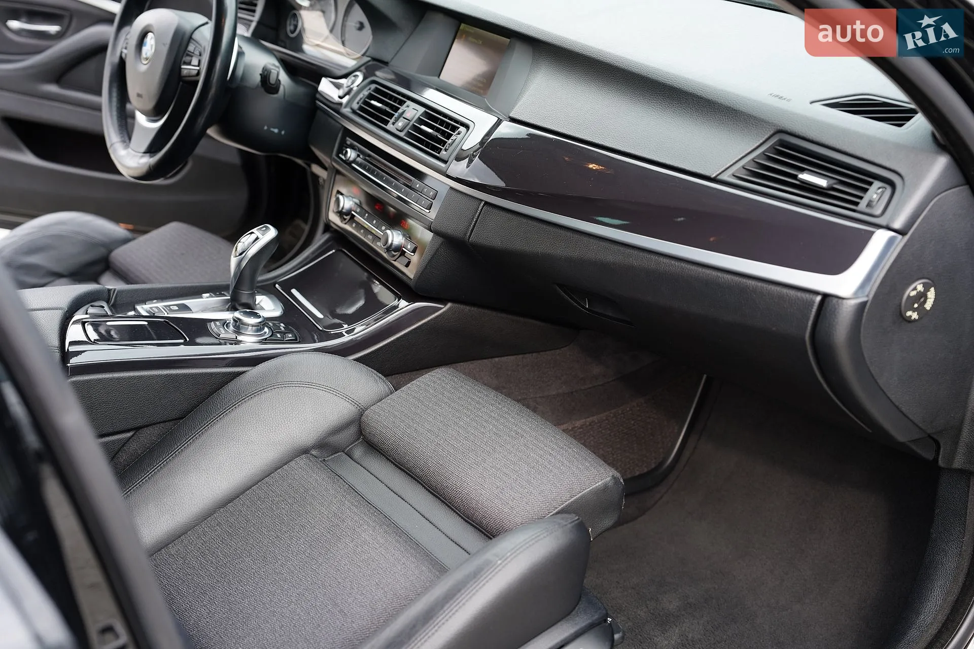 2013 BMW 5er - мініатюра 38