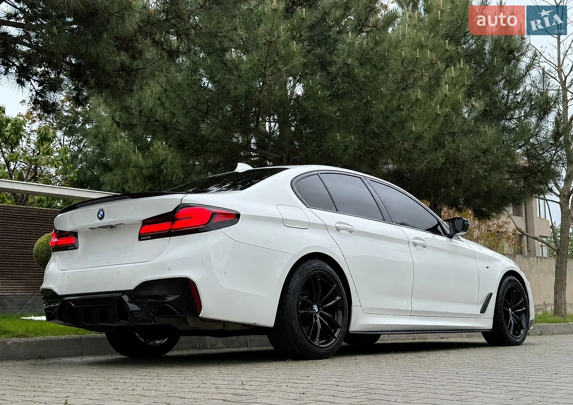 2017 BMW 5er - мініатюра 3