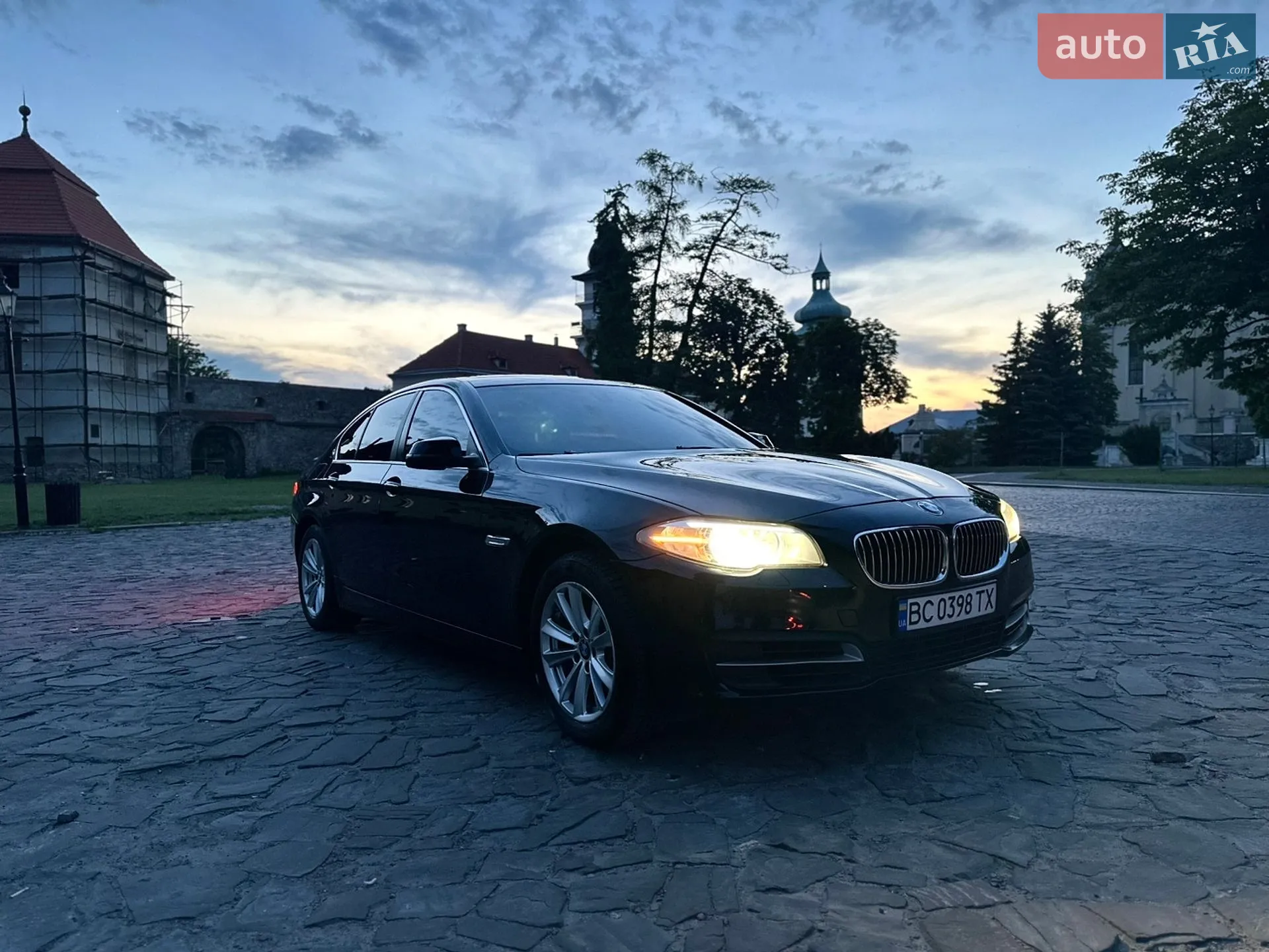2013 BMW 5er - мініатюра 2
