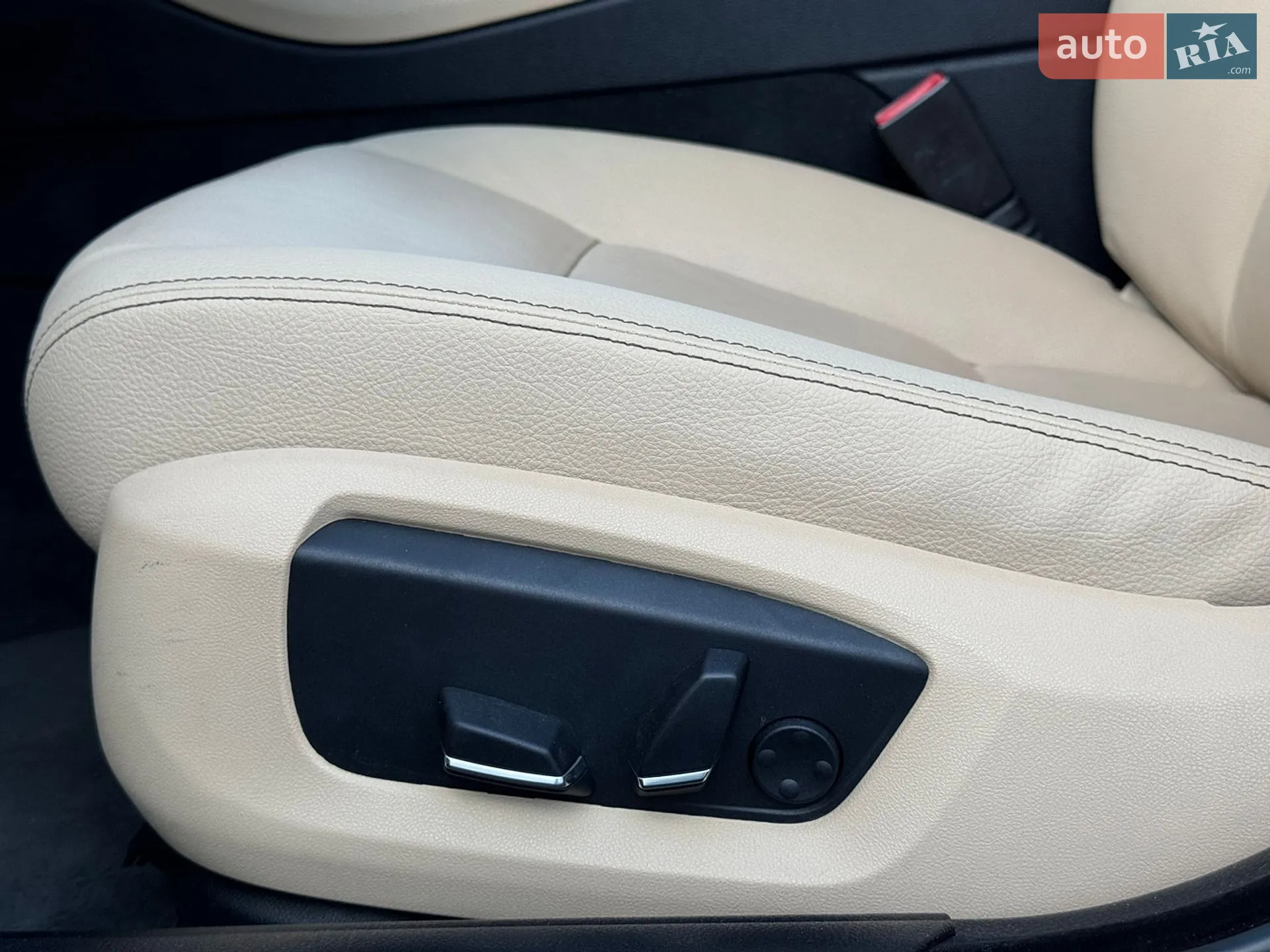 2015 BMW 5er - мініатюра 32