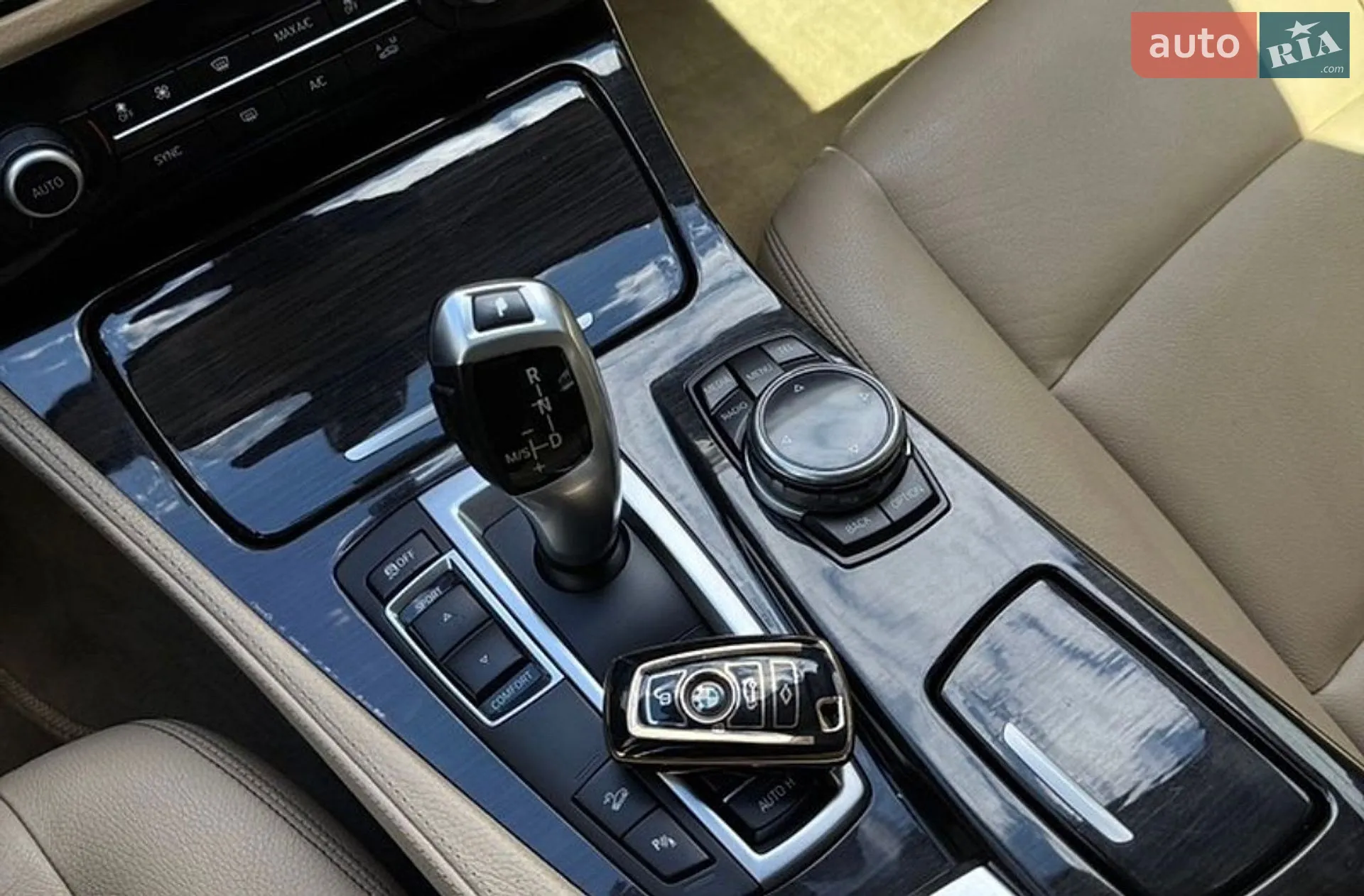 2014 BMW 5er - мініатюра 2