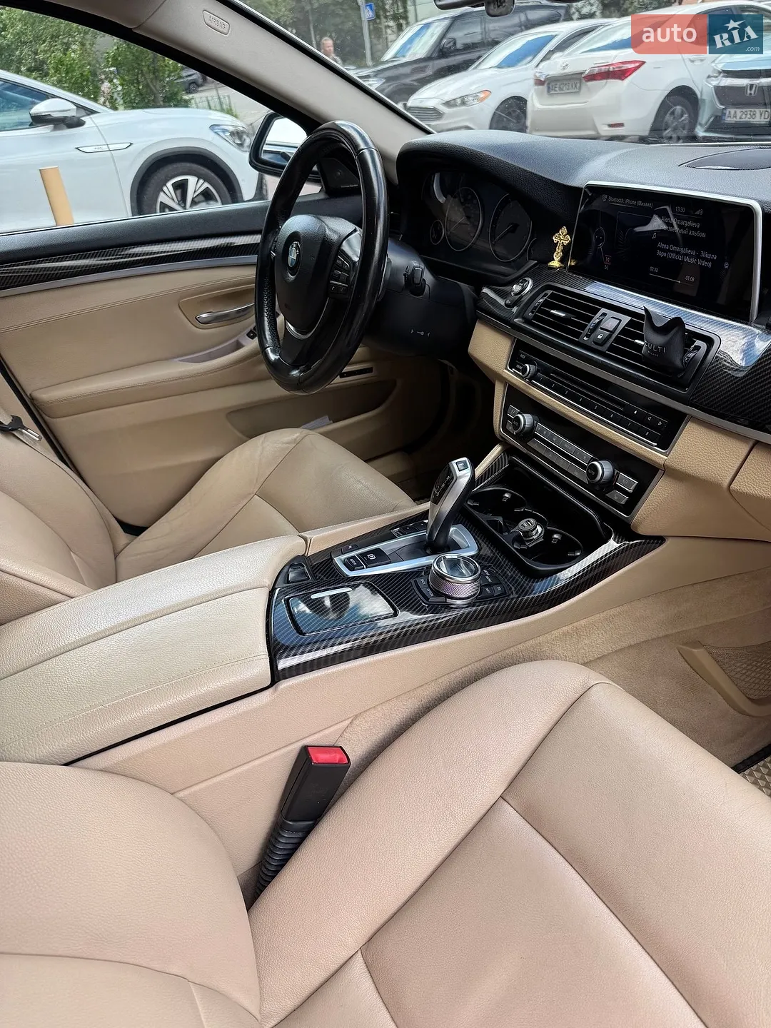 2012 BMW 5er - мініатюра 12