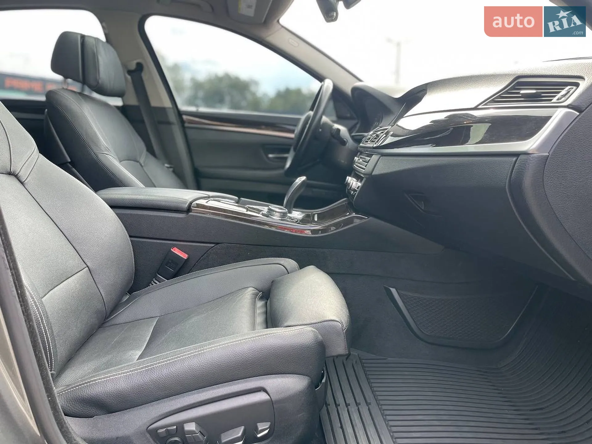 2013 BMW 5er - мініатюра 16