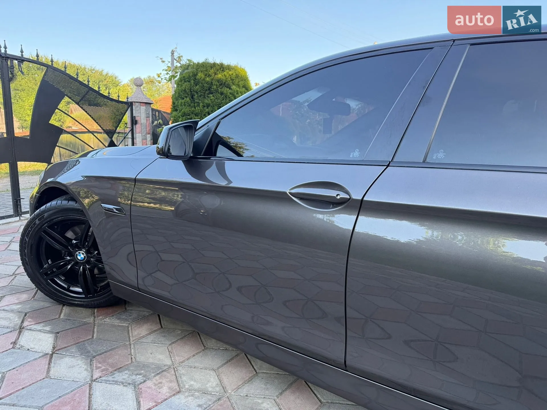 2012 BMW 5er - мініатюра 16