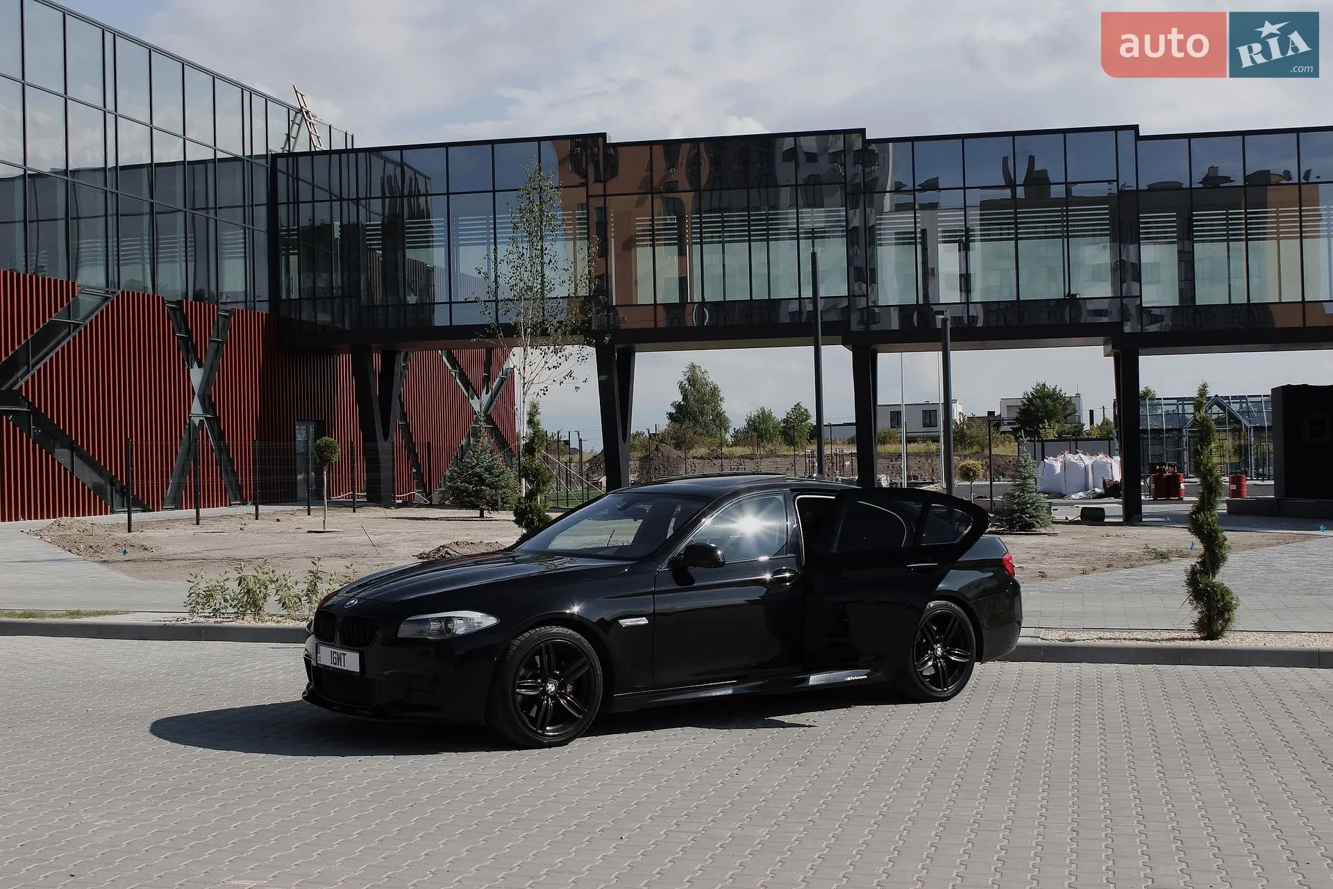 2013 BMW 5er - мініатюра 2