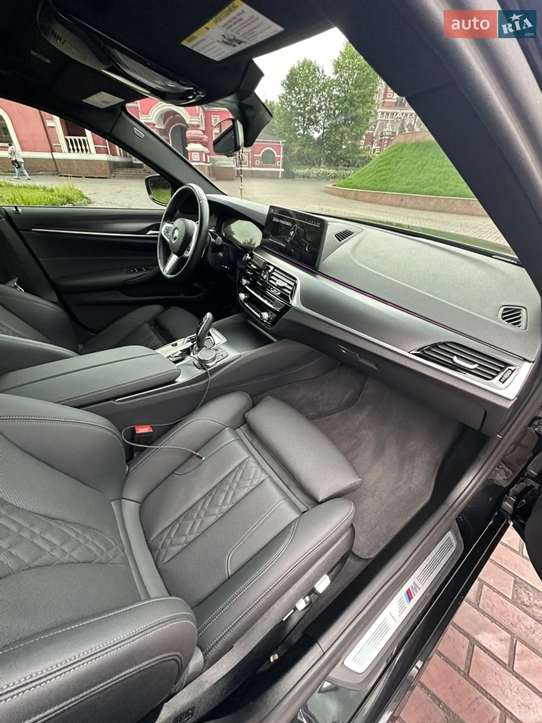 BMW 5 Series 2022 VIN WBA13AG08PCM36169 фото оголошення 22 з 49