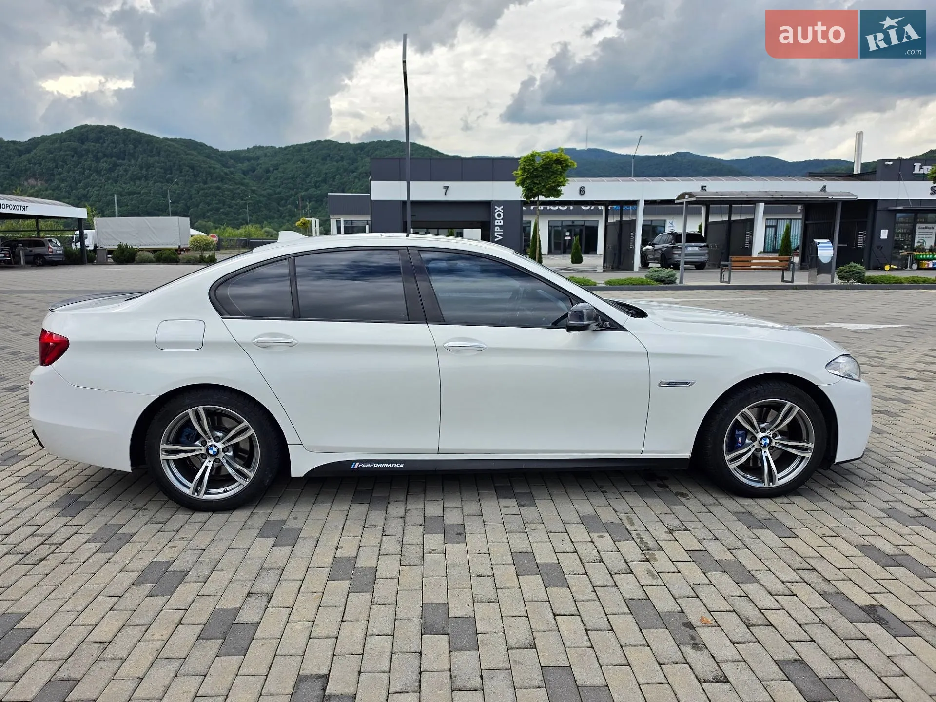 2013 BMW 5er - мініатюра 5