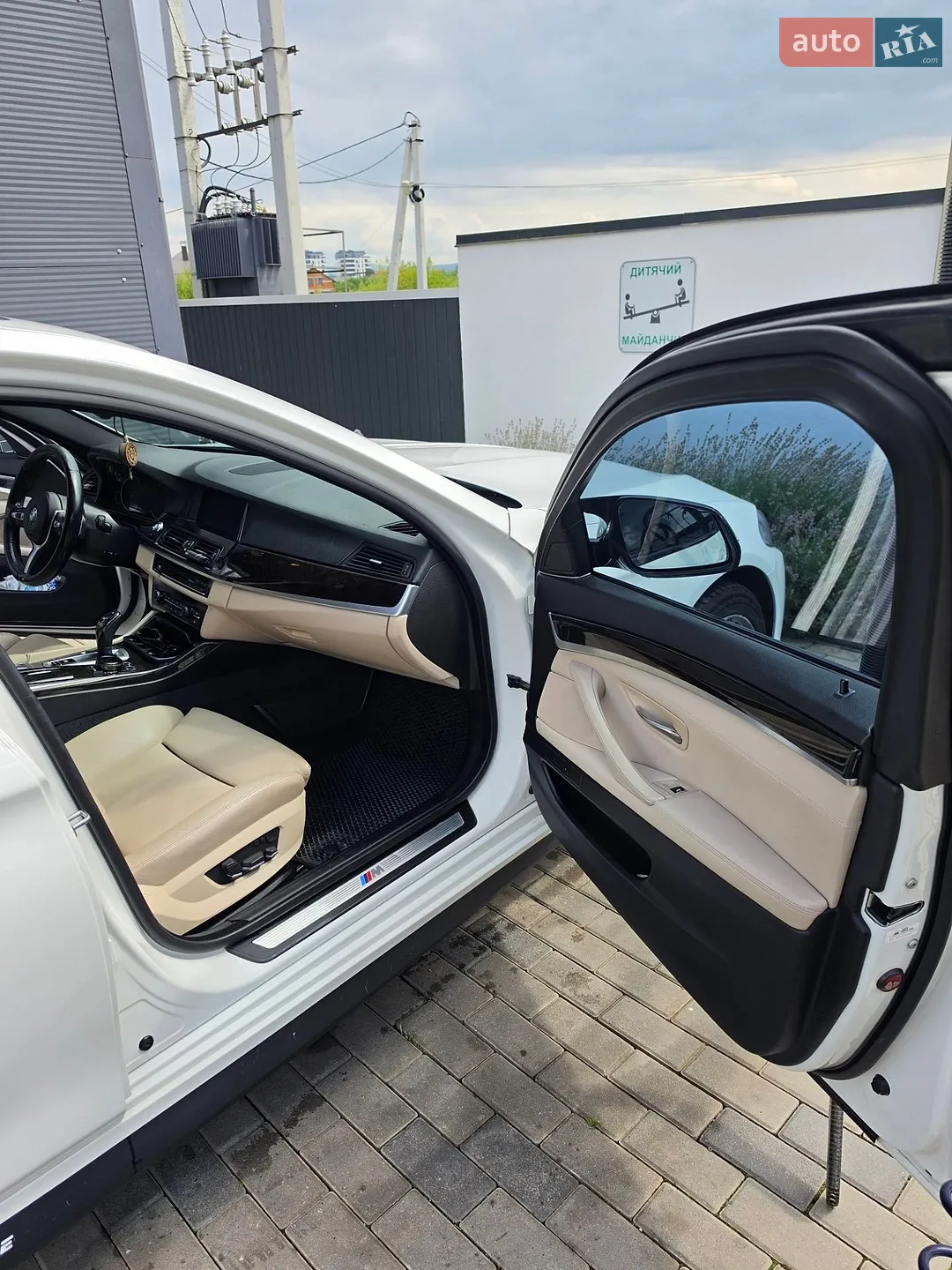2013 BMW 5er - мініатюра 18