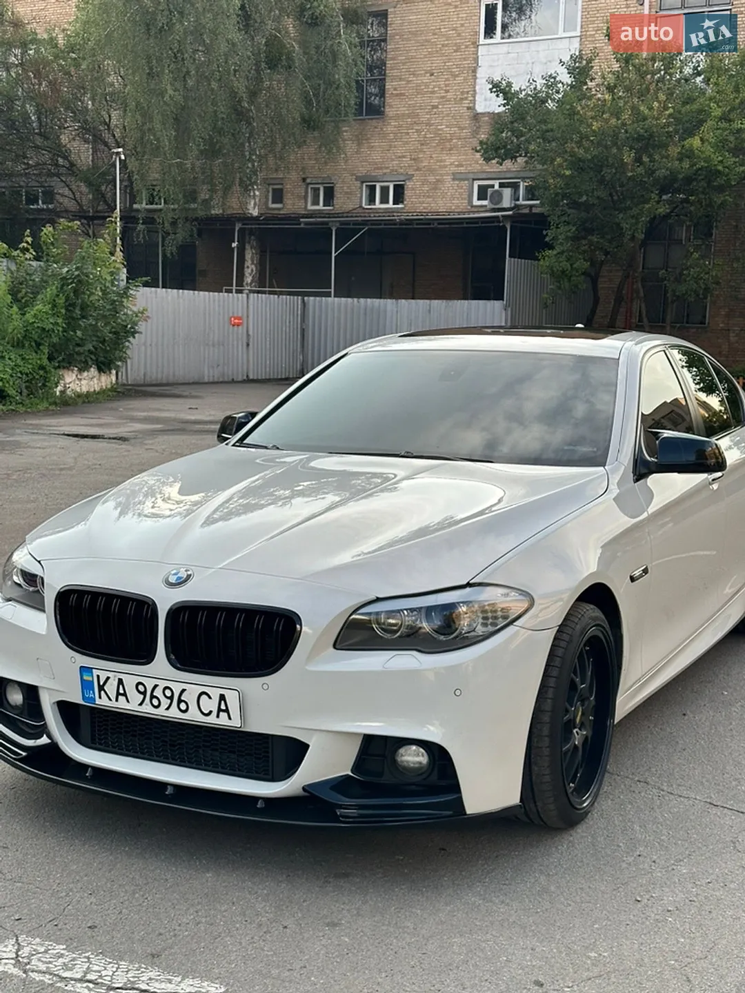 2012 BMW 5er - мініатюра 12