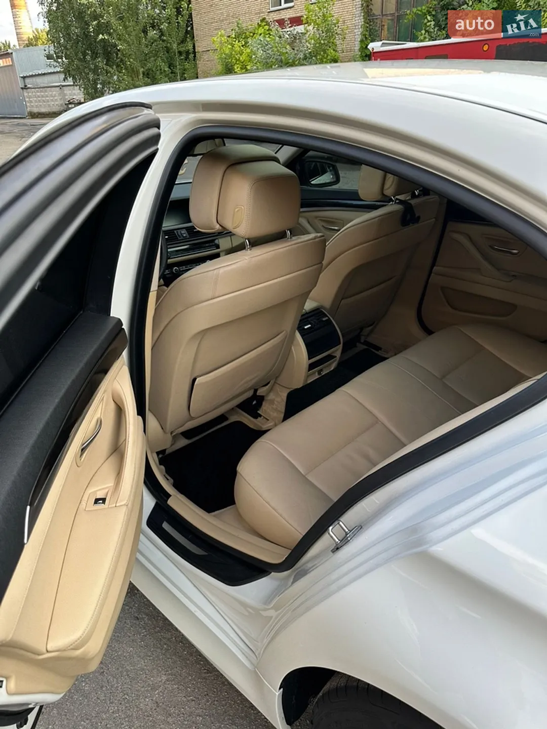 2012 BMW 5er - мініатюра 22