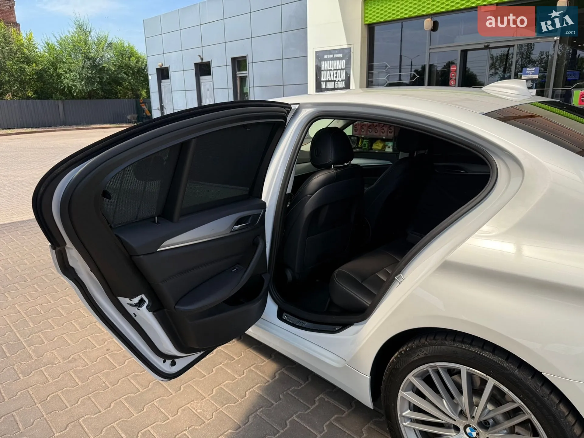 2017 BMW 5er - мініатюра 22