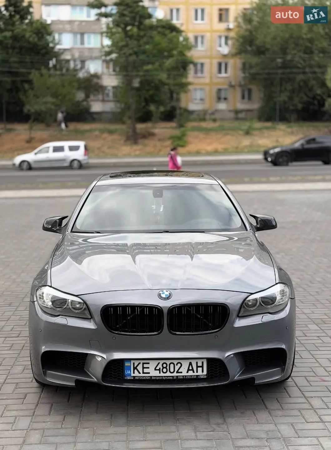 2011 BMW 5er - мініатюра 2