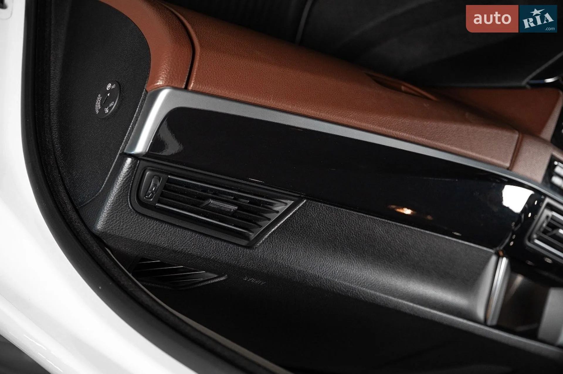 2016 BMW 5er - мініатюра 15