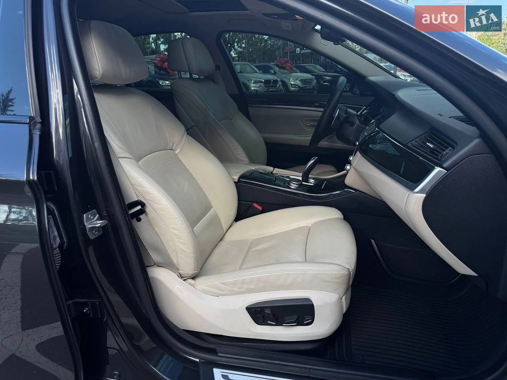 2014 BMW 5er - мініатюра 12