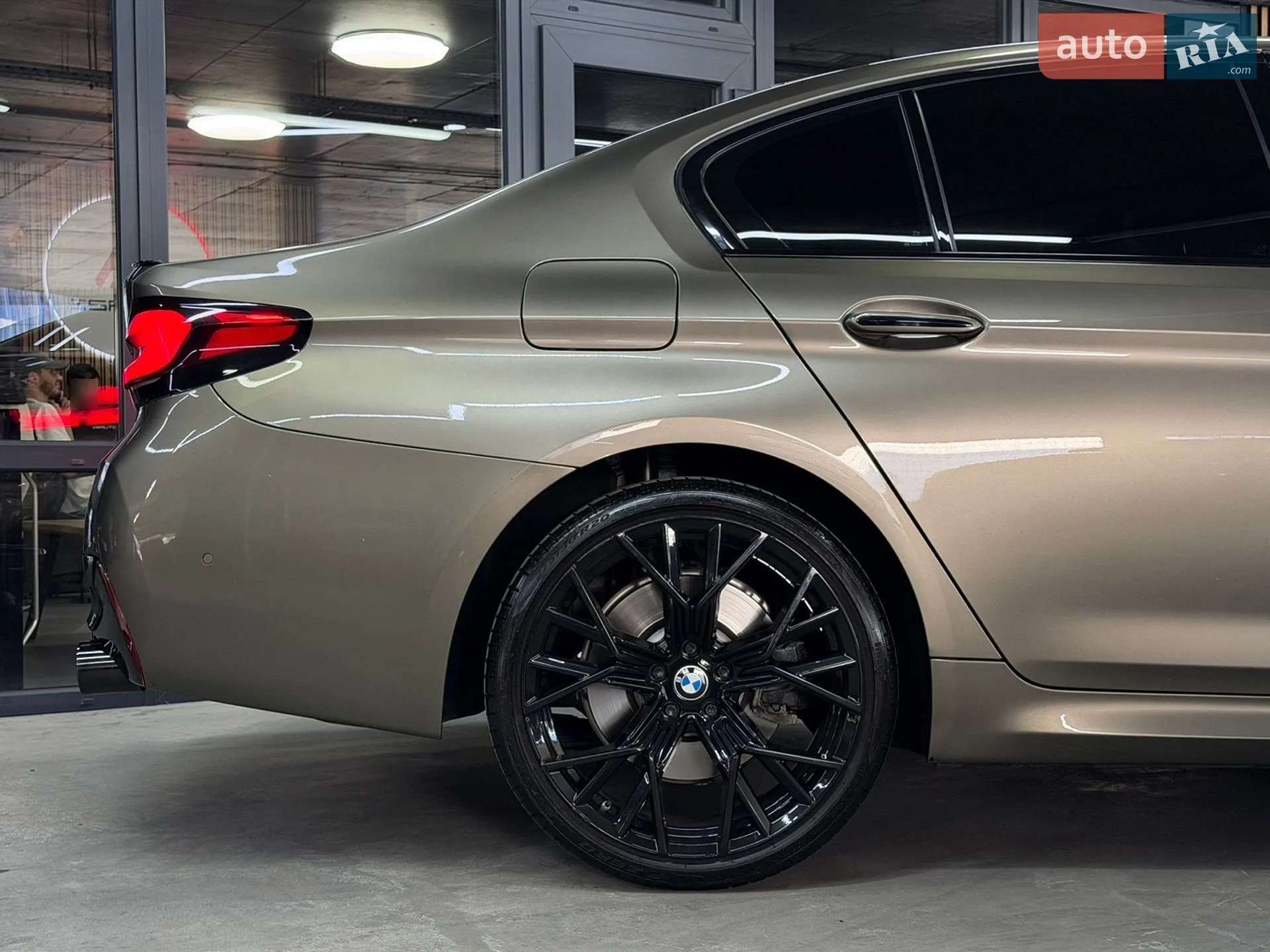 2017 BMW 5er - мініатюра 14