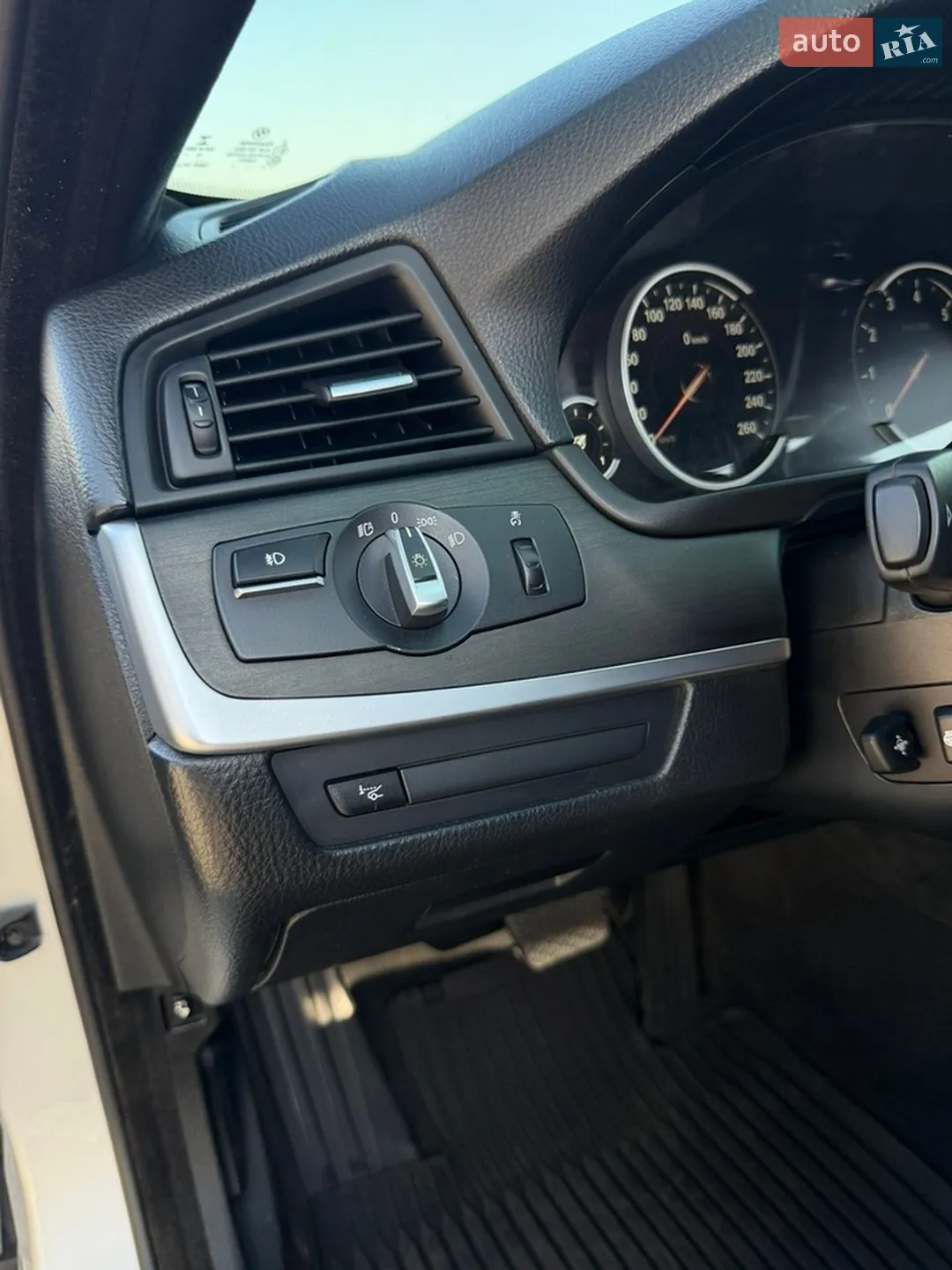 2014 BMW 5er - мініатюра 20