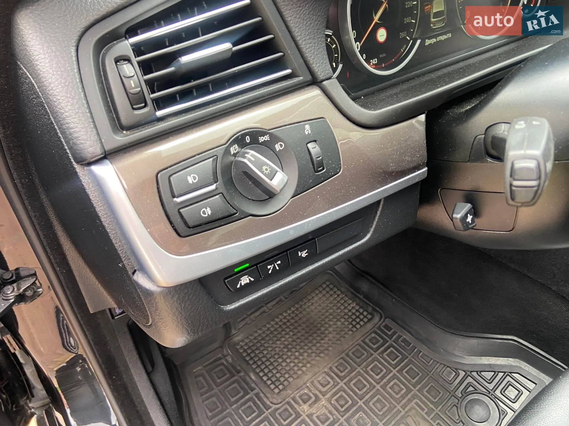 2014 BMW 5er - мініатюра 12