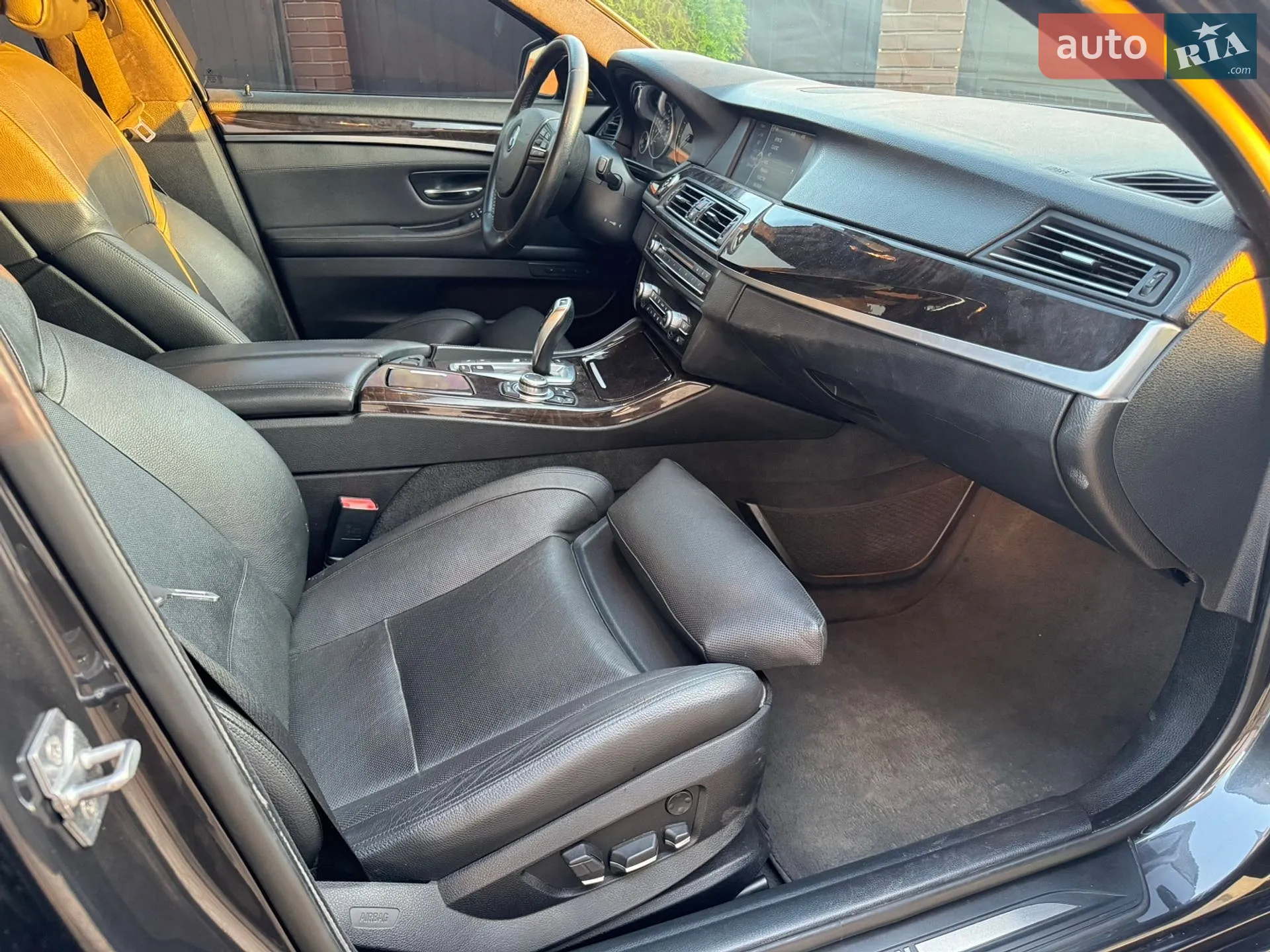 2011 BMW 5er - мініатюра 11