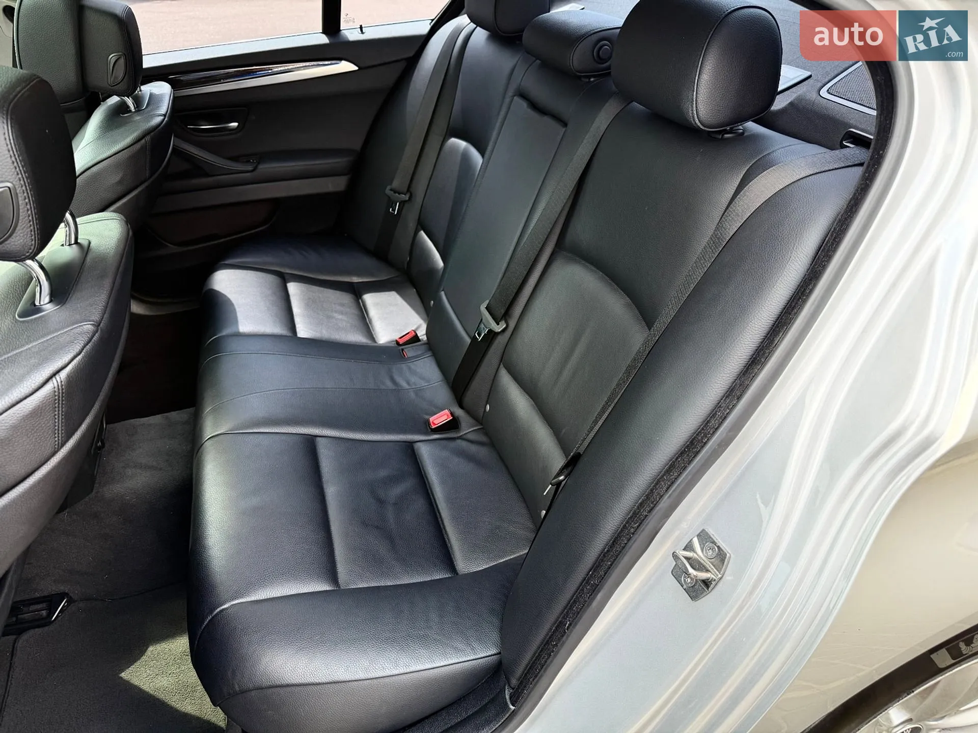 2012 BMW 5er - мініатюра 23