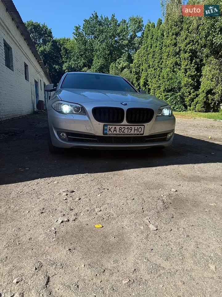 2011 BMW 5er - мініатюра 10