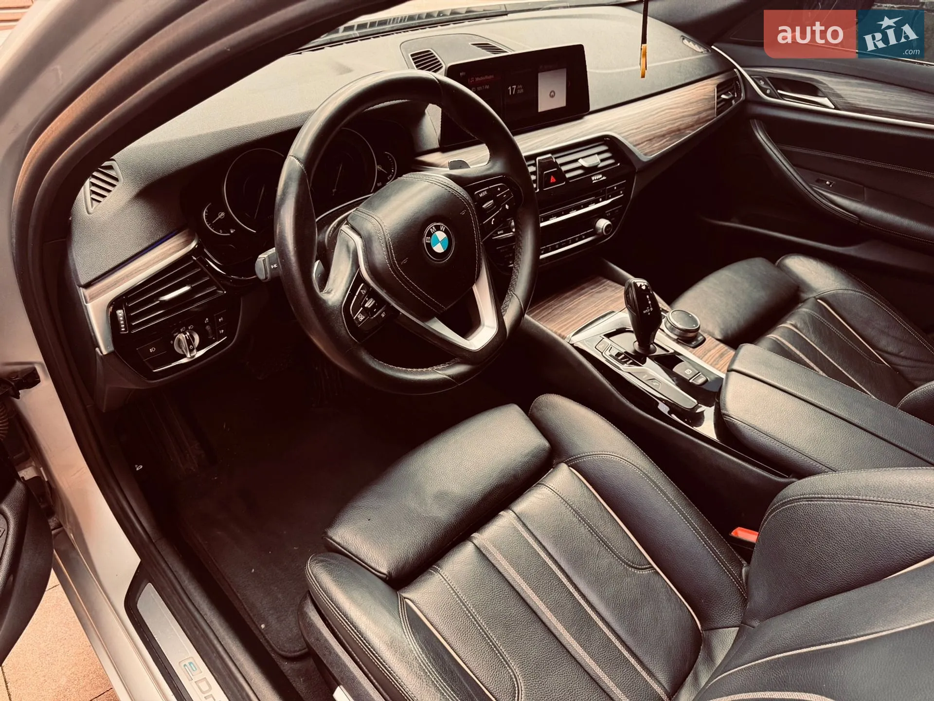 2017 BMW 5er - мініатюра 17