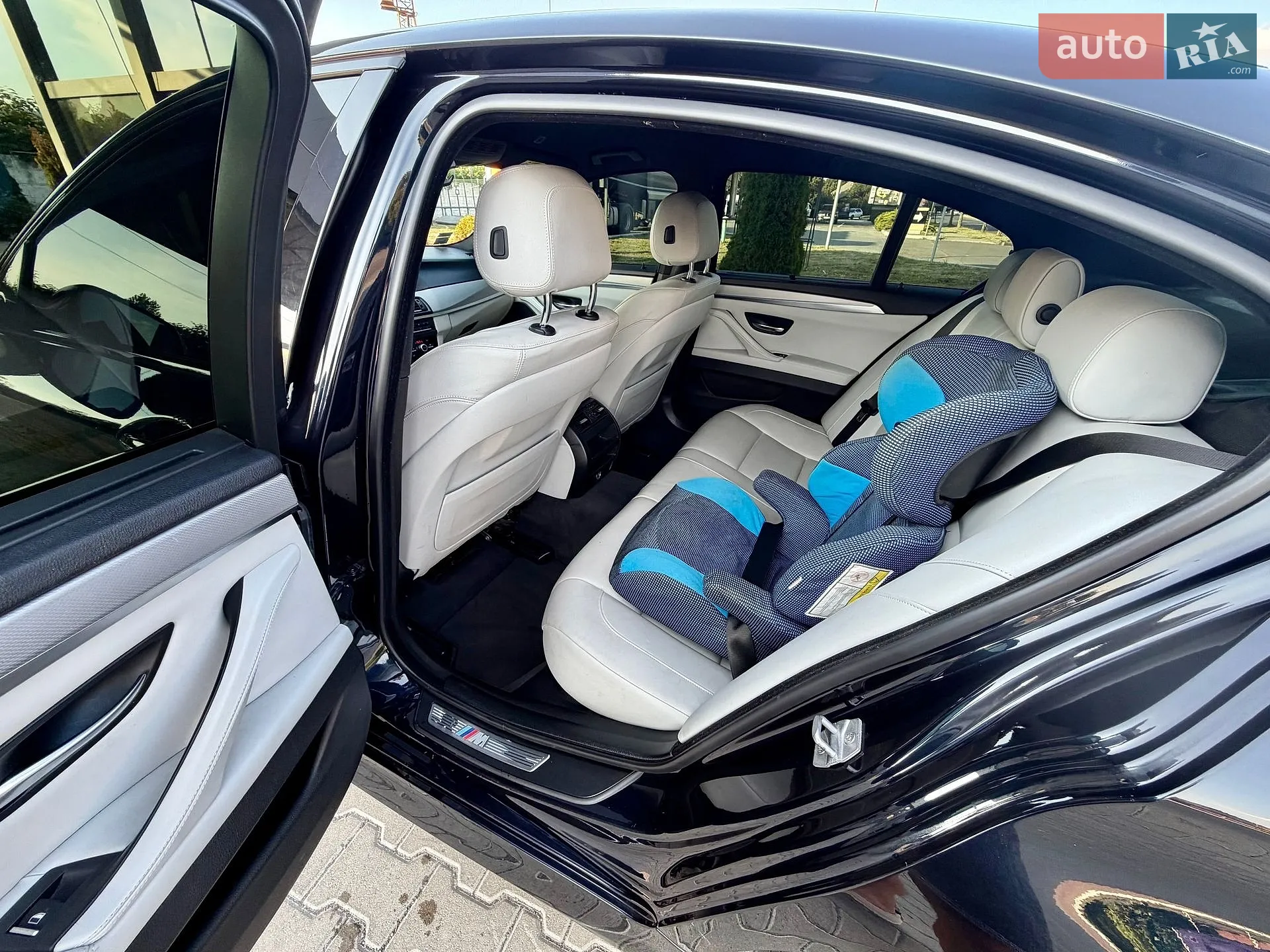 2015 BMW 5er - мініатюра 18