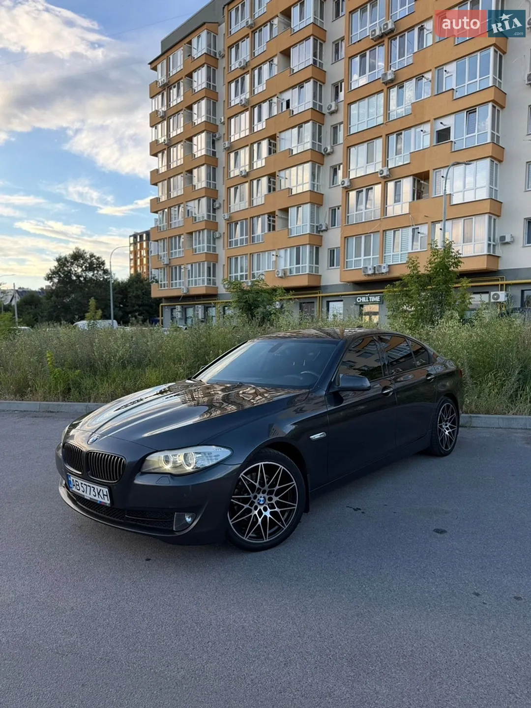 2012 BMW 5er - мініатюра 2