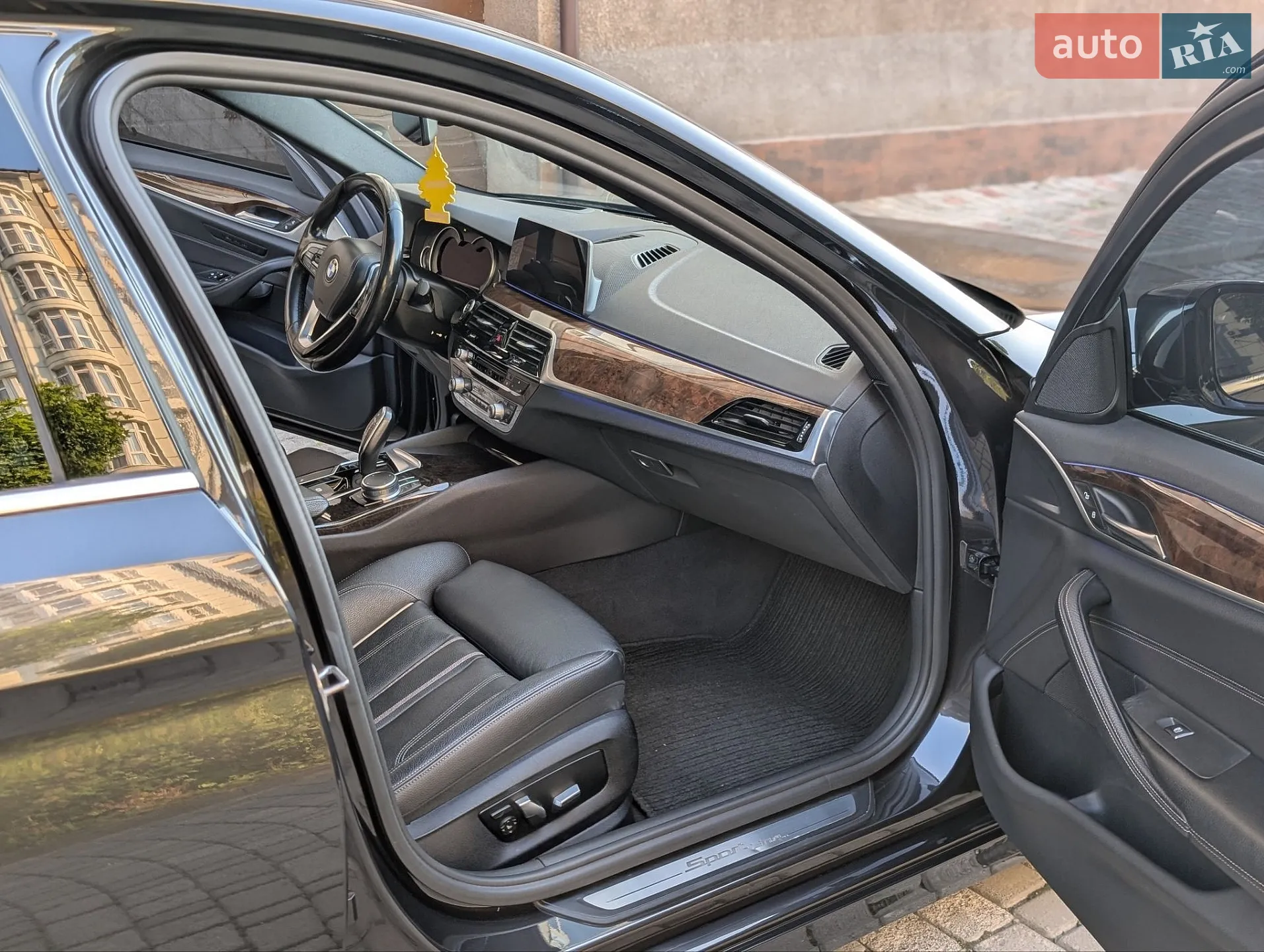 BMW 5 Series 2017 VIN WBAJA5C35HG894016 фото оголошення 38 з 86