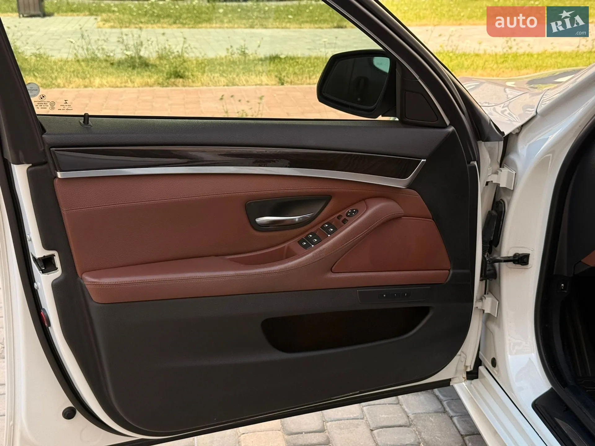 2014 BMW 5er - мініатюра 13