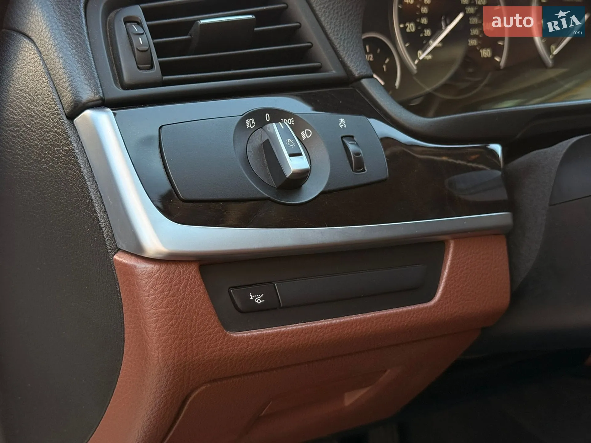 2014 BMW 5er - мініатюра 16