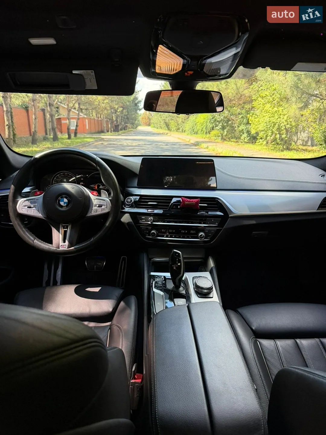 2017 BMW 5er - мініатюра 16