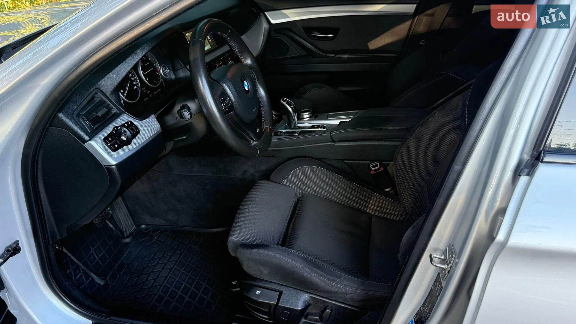 2012 BMW 5er - мініатюра 20