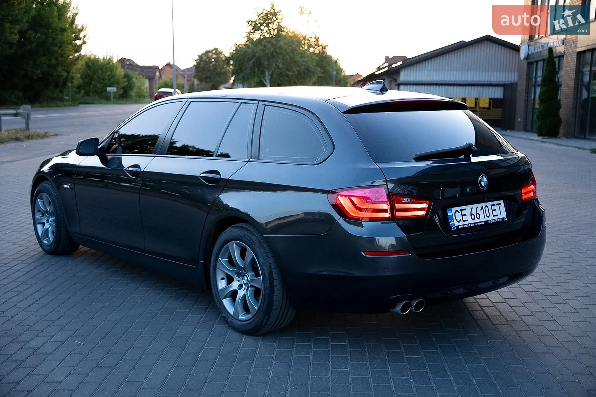 2010 BMW 5er - мініатюра 9