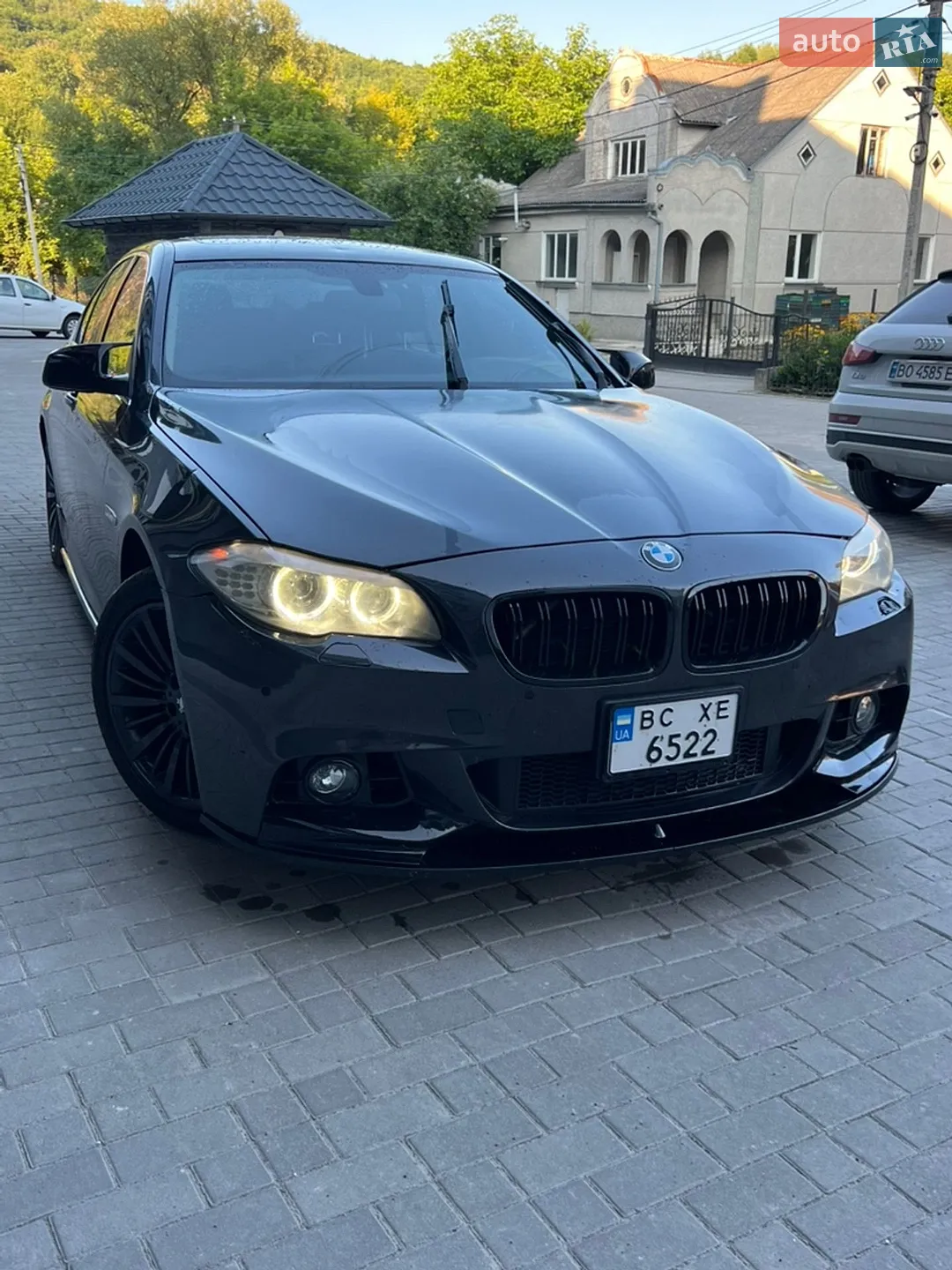 2012 BMW 5er - мініатюра 2