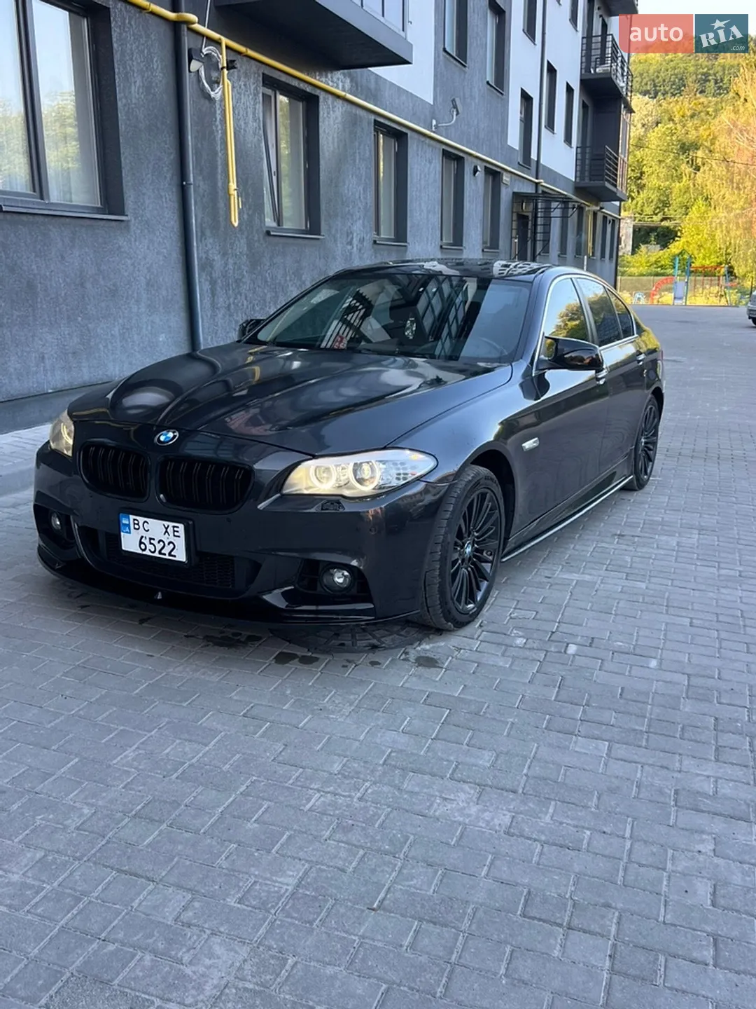 2012 BMW 5er - мініатюра 4