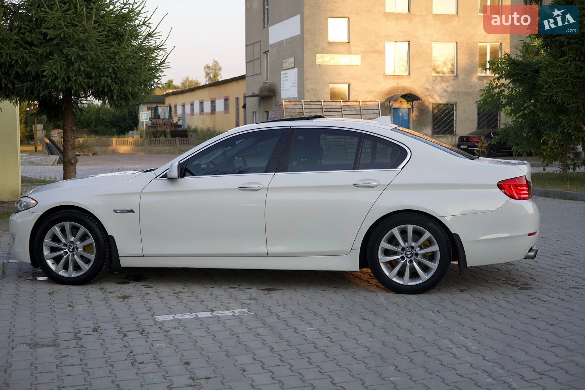 2013 BMW 5er - мініатюра 12