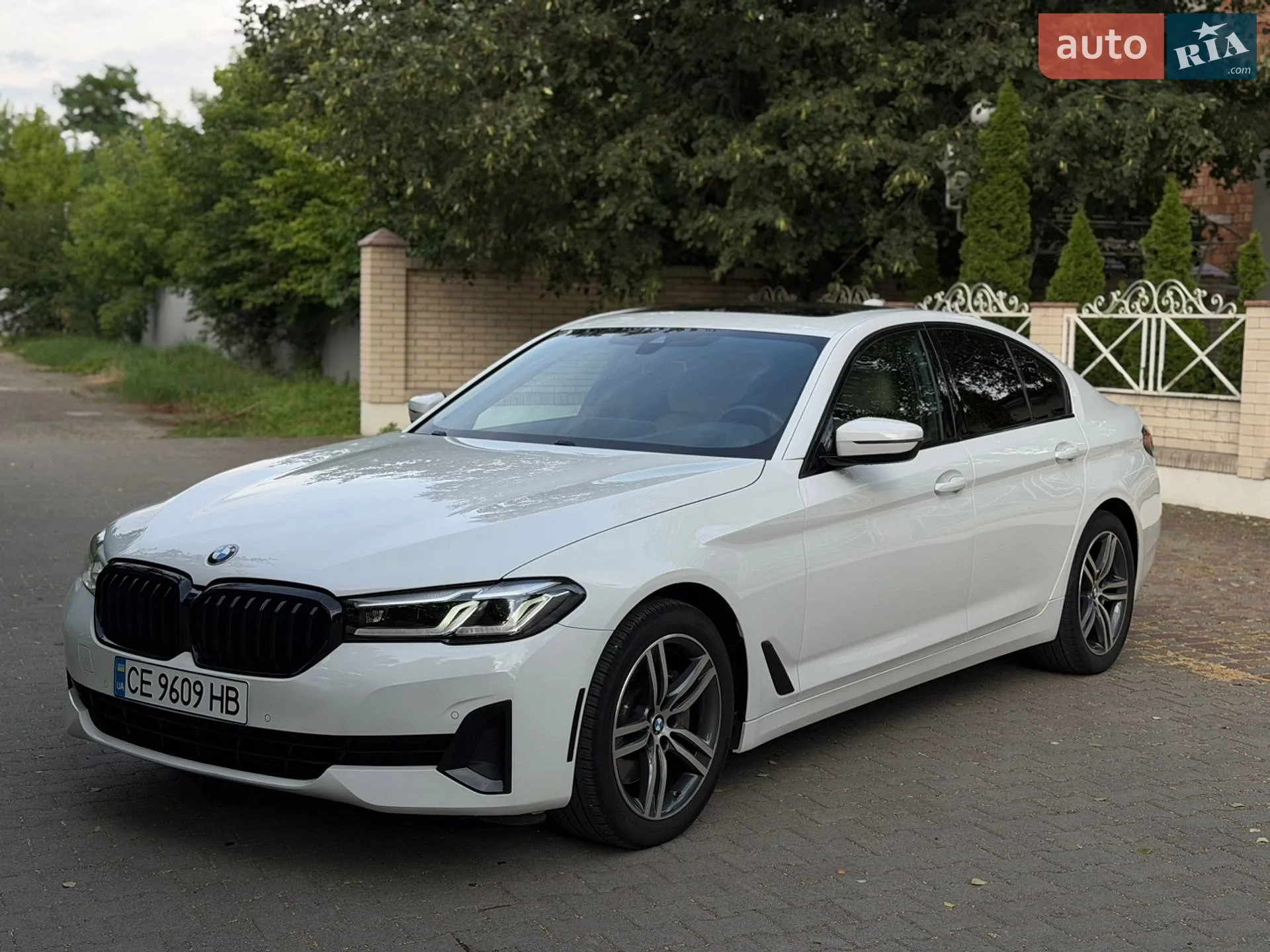 2021 BMW 5er - мініатюра 3