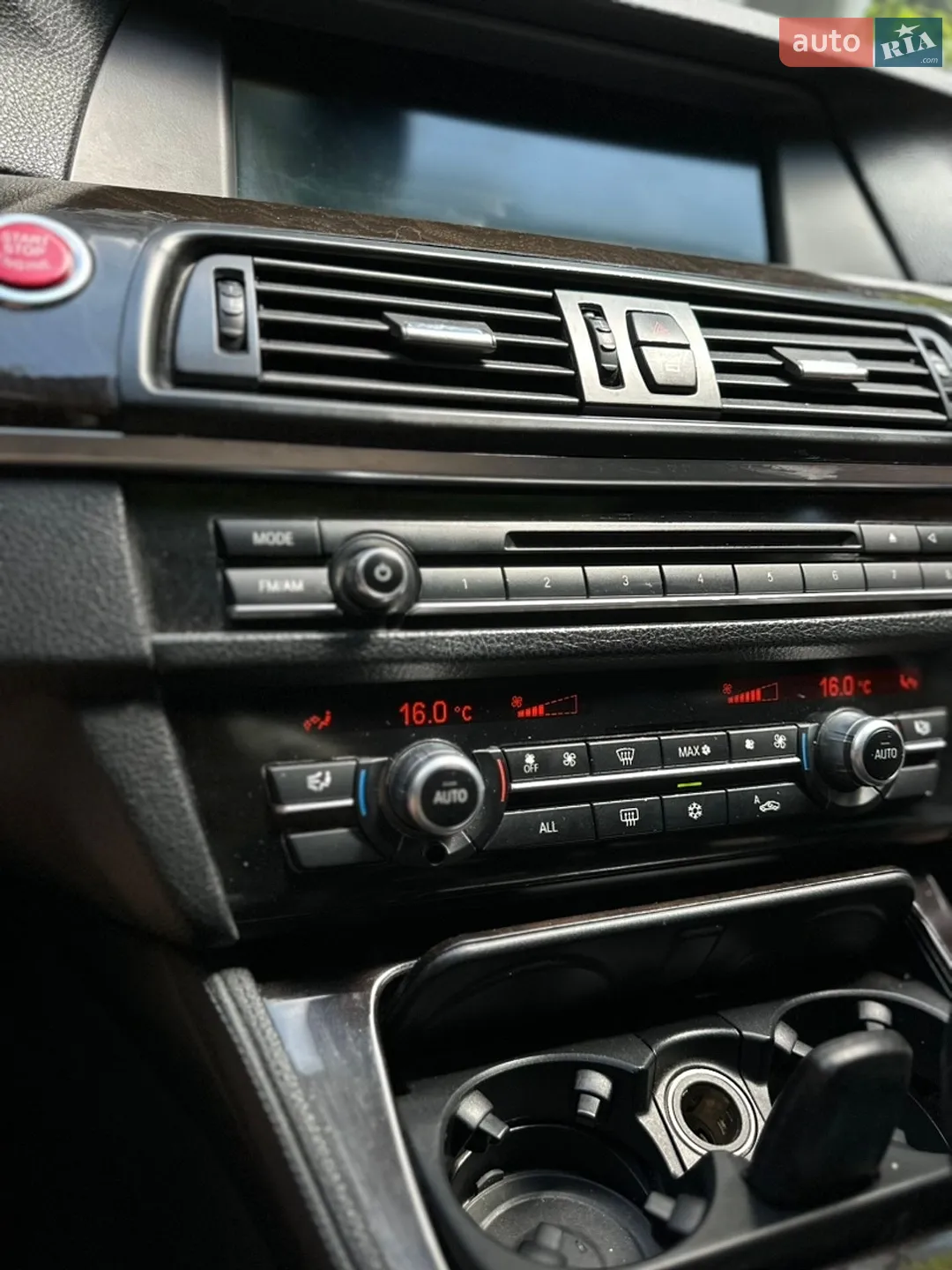 2010 BMW 5er - мініатюра 7