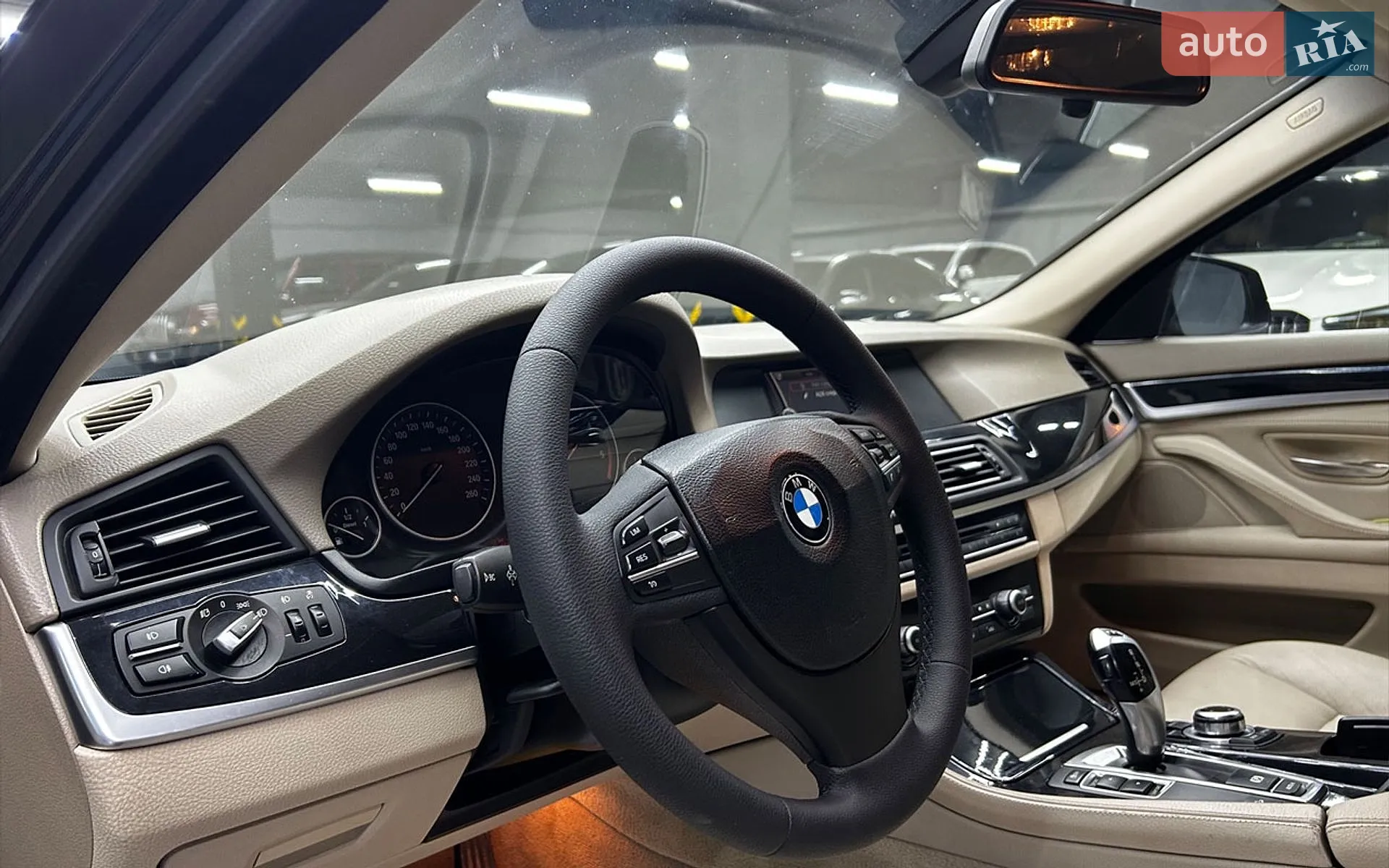 2011 BMW 5er - мініатюра 12