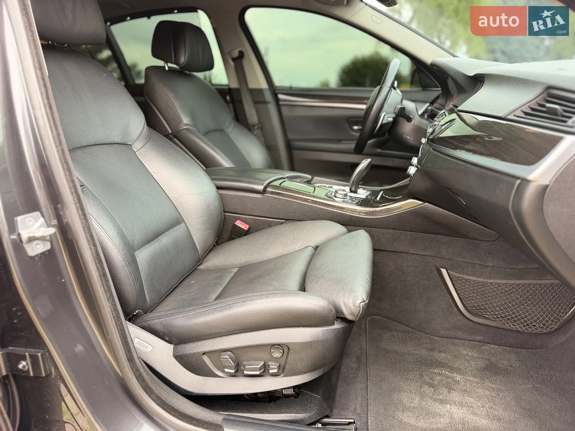 2010 BMW 5er - мініатюра 13