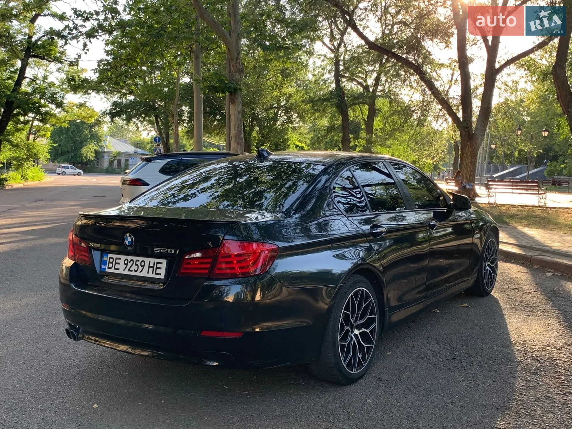 2012 BMW 5er - мініатюра 6