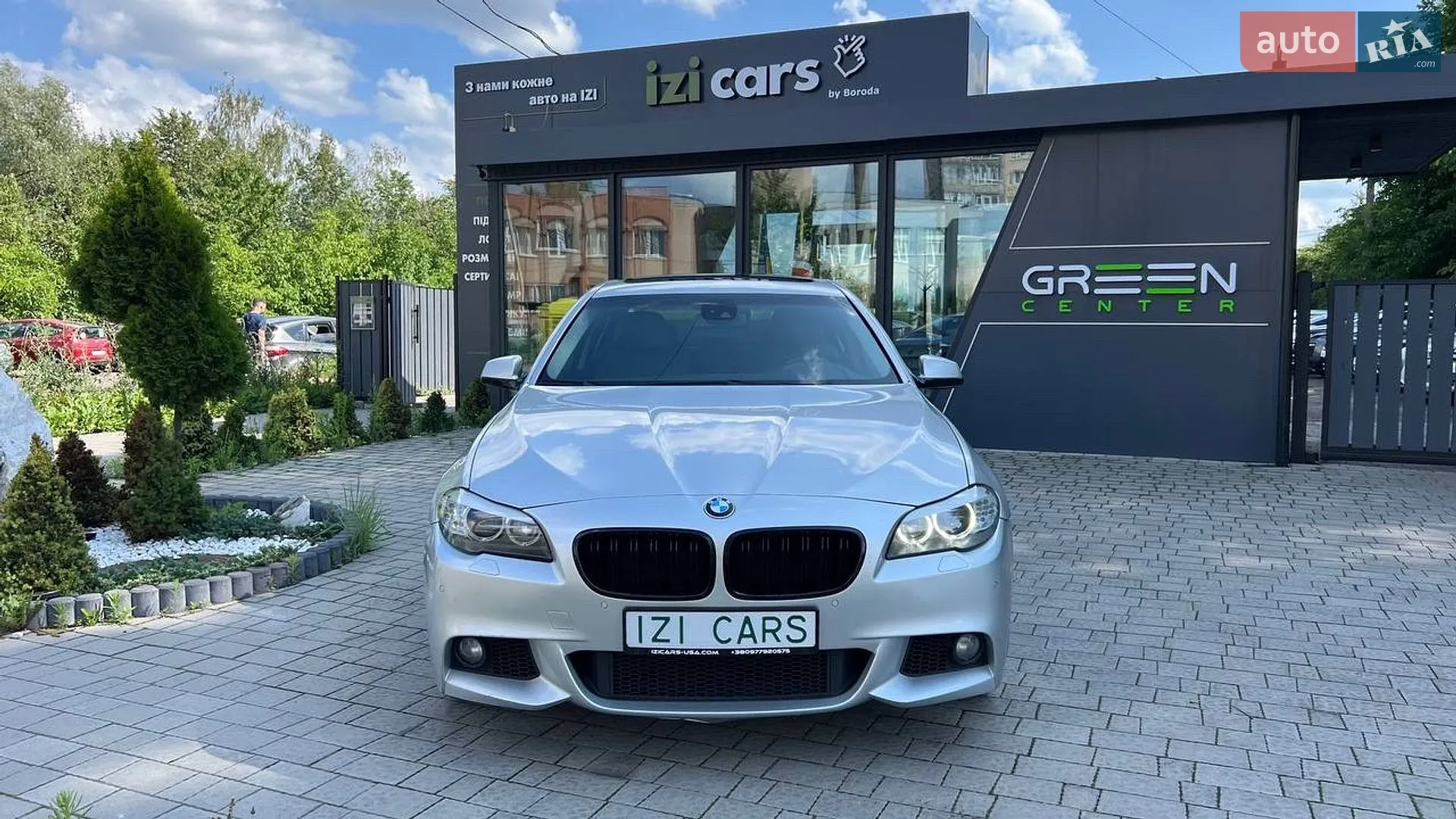 2011 BMW 5er - мініатюра 2