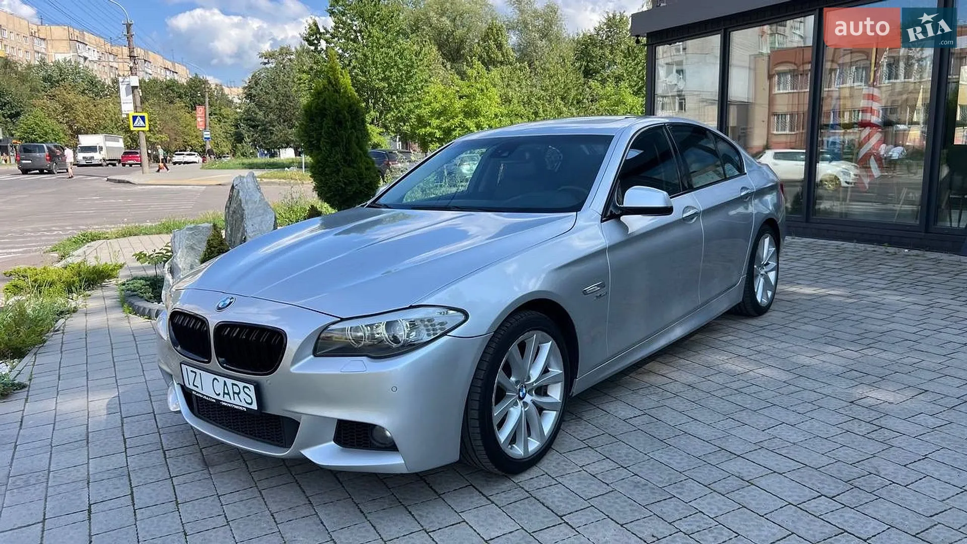 2011 BMW 5er - мініатюра 3