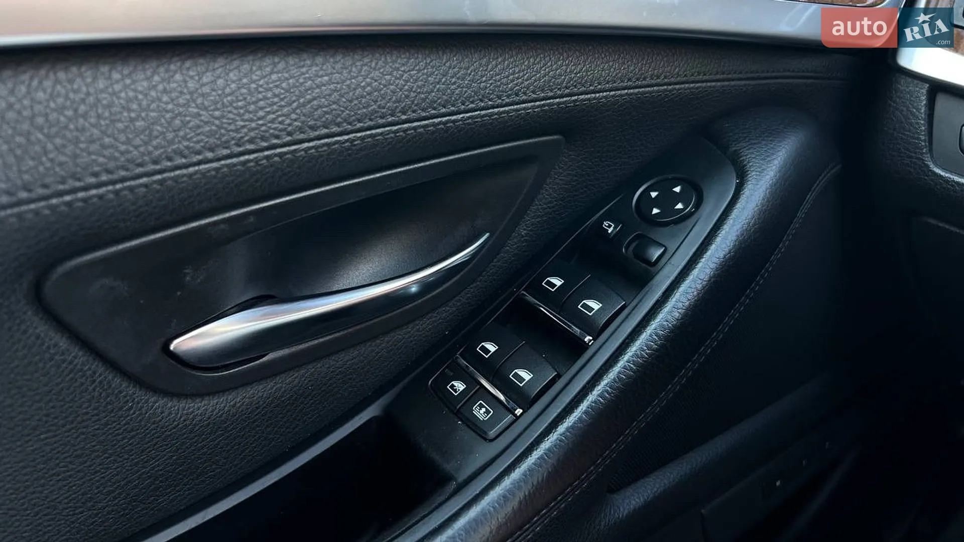 2011 BMW 5er - мініатюра 19