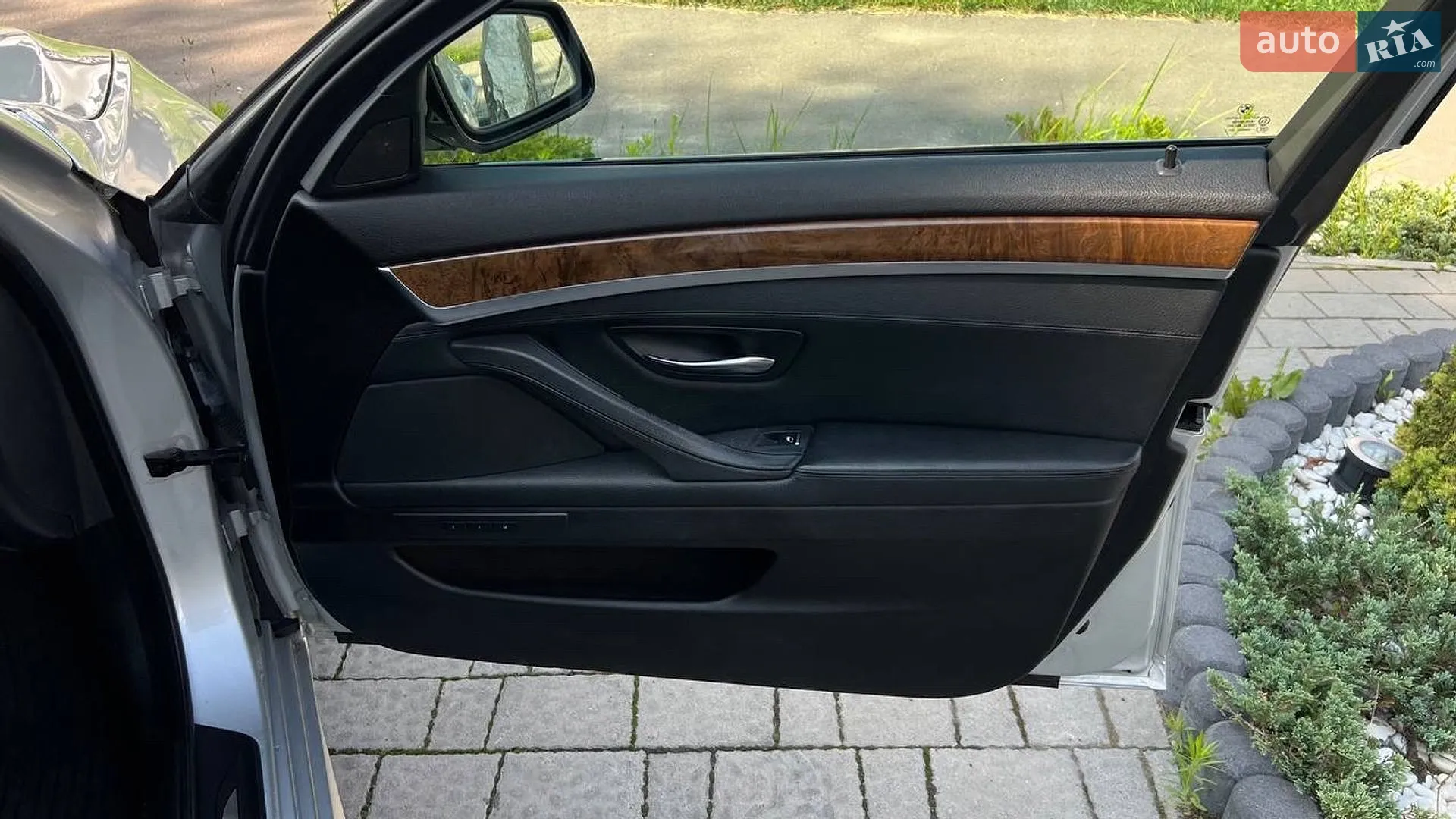 2011 BMW 5er - мініатюра 36