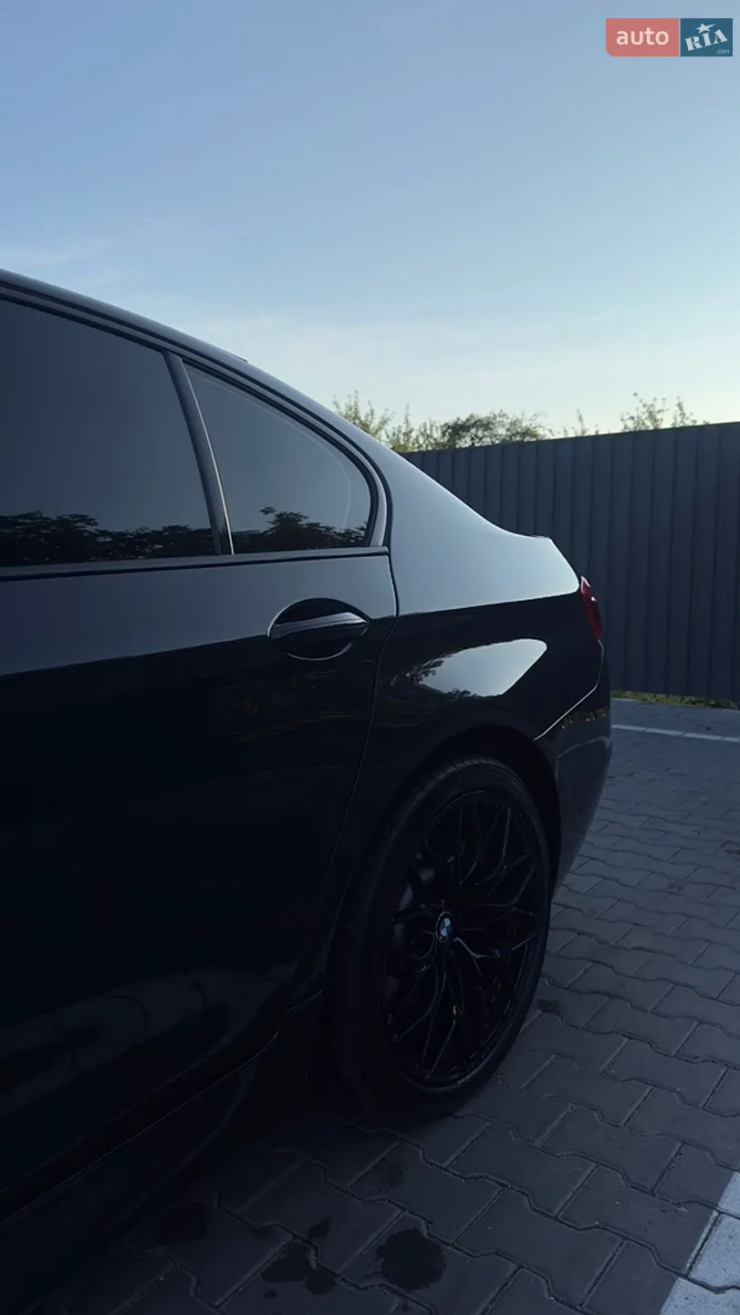 2013 BMW 5er - мініатюра 12