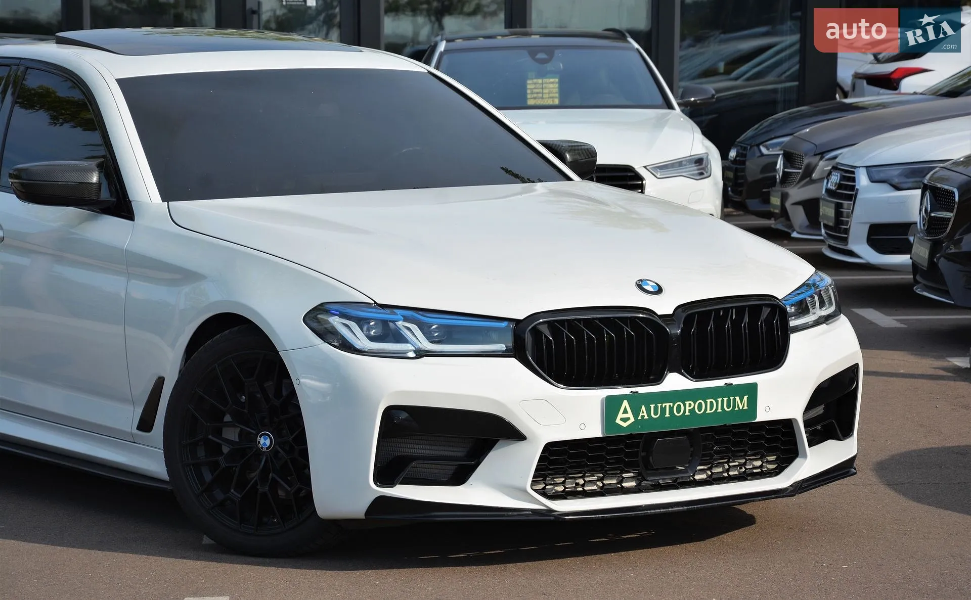 2018 BMW 5er - мініатюра 2
