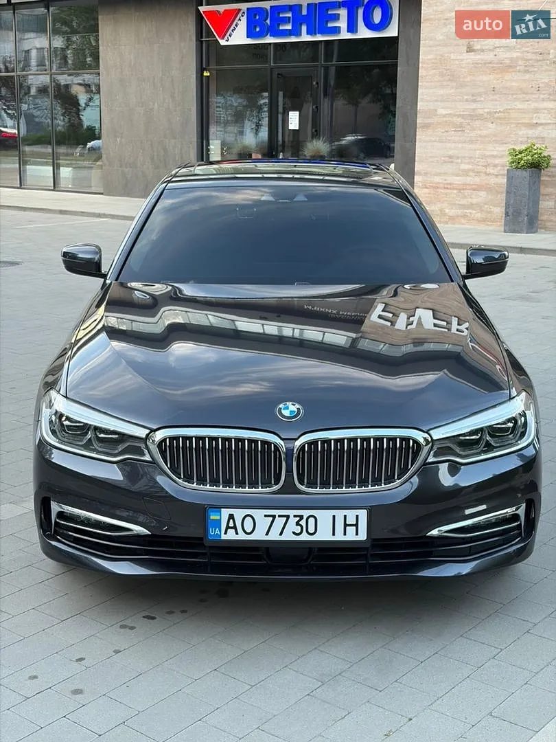2019 BMW 5er - фото 1