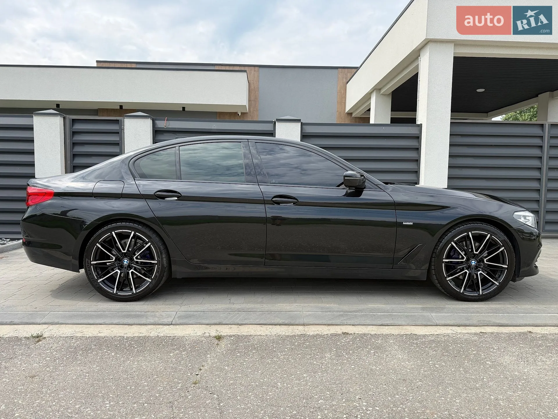 2017 BMW 5er - мініатюра 5