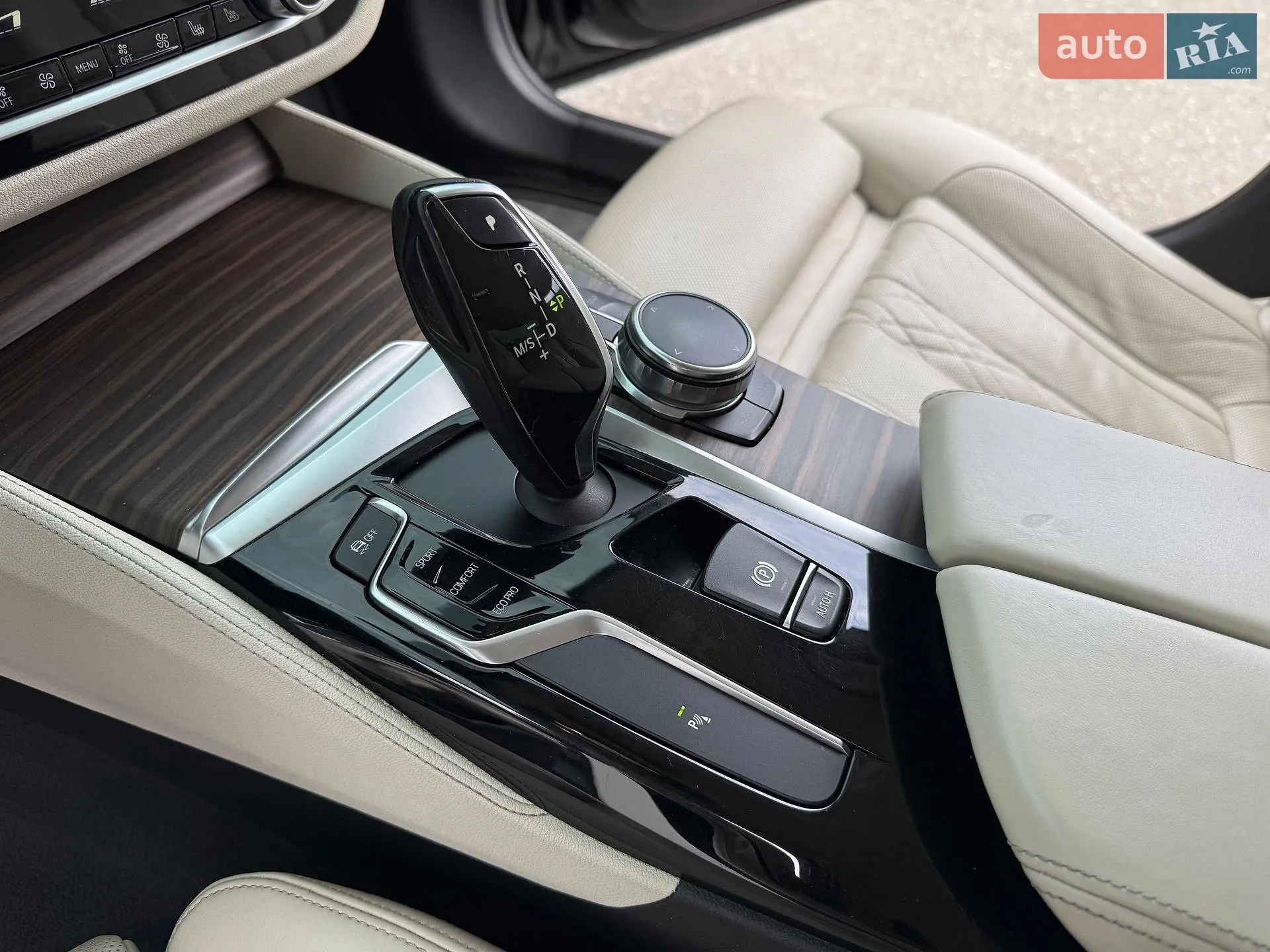 2017 BMW 5er - мініатюра 21